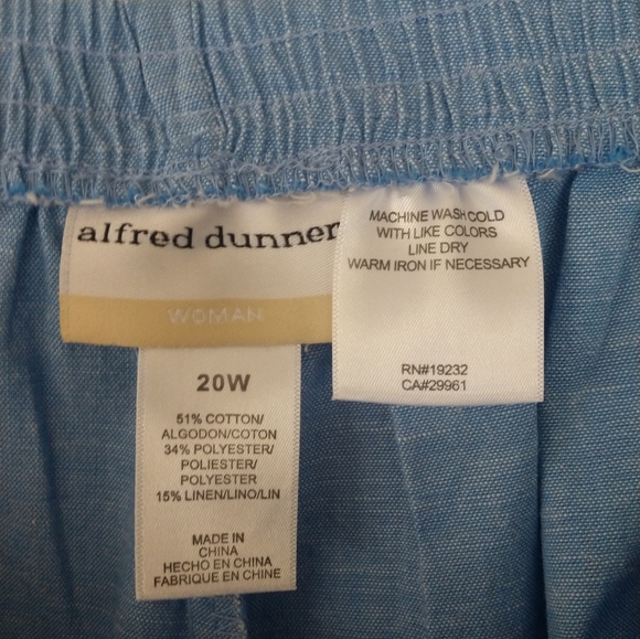 Alfred Dunner 20W Blue Cropped Pants - Picture 6 of 6